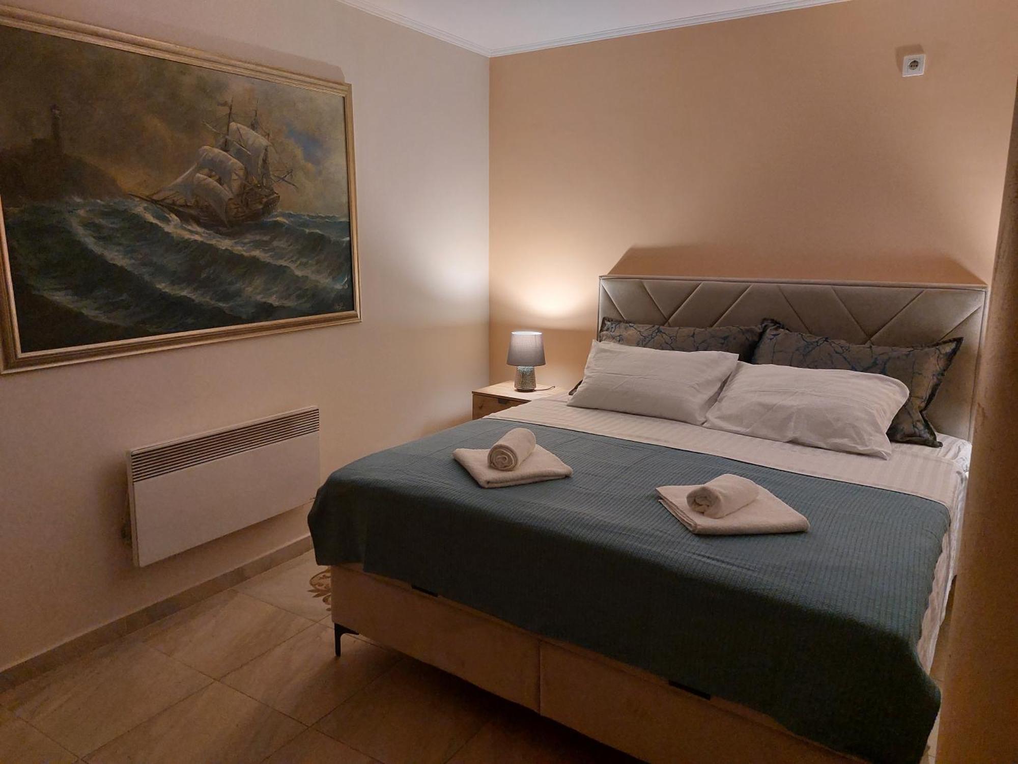 Apartman Sicilija 호텔 포드고리차 외부 사진