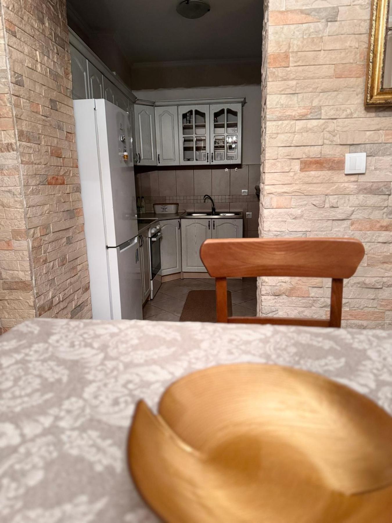Apartman Sicilija 호텔 포드고리차 외부 사진